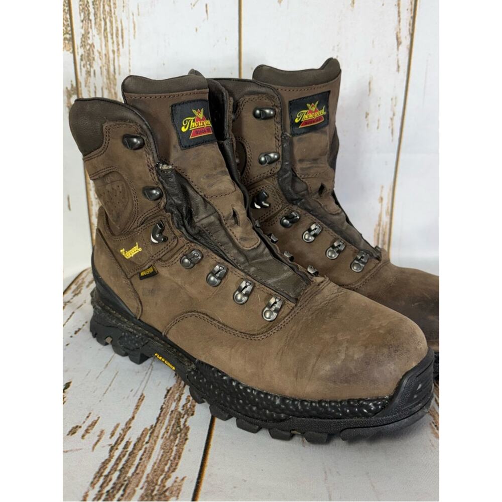 Thorogood Infinity FD Series waterproof outdoor work boots. Size 13W.